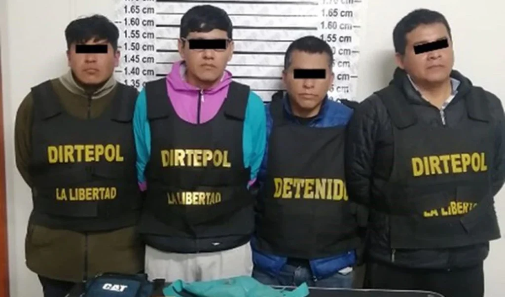 PNP captura a 4 presuntos extorsionadores 