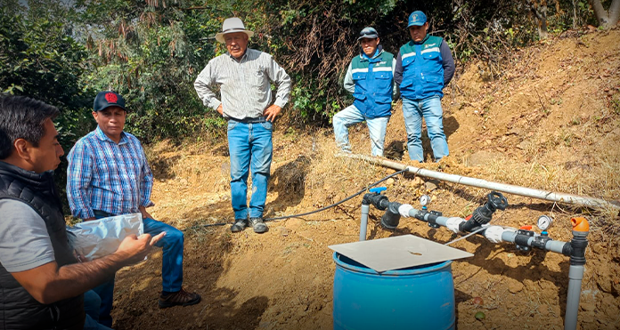 Gerencia regional de agricultura moderniza a los agricultores con riego tecnificado