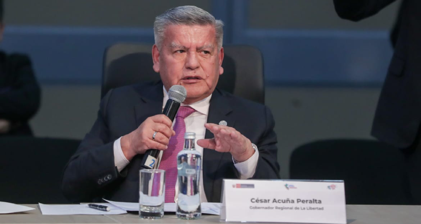 César Acuña insta al gobierno a reactivar obras paralizadas y reducir déficit de personal en salud en La Libertad