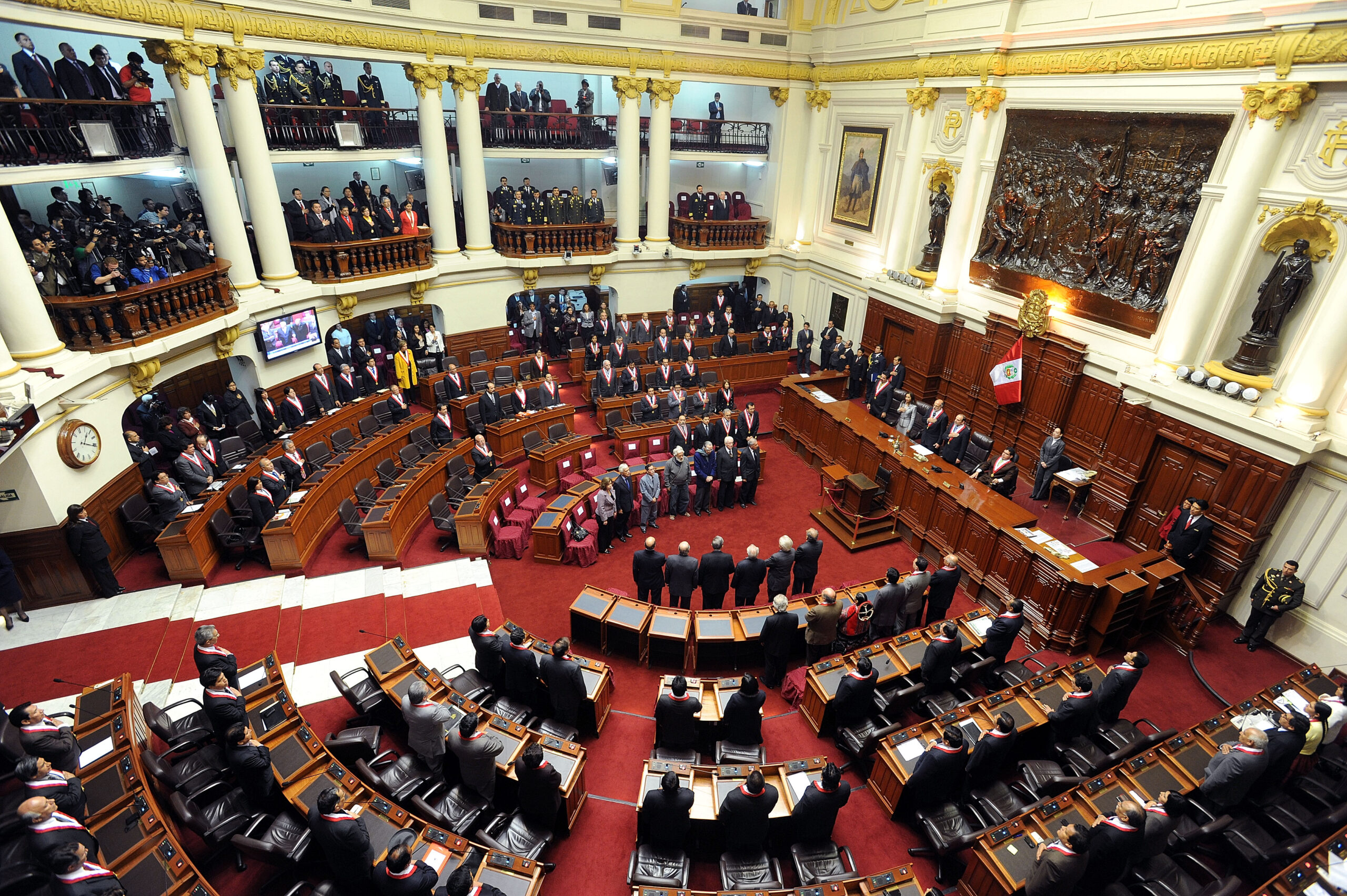 Congreso aprueba que la PNP tenga el control de las investigaciones preliminares de delitos