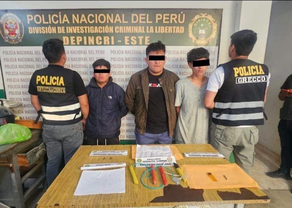 PNP frustra extorsión y detiene a tres implicados, incluido un menor