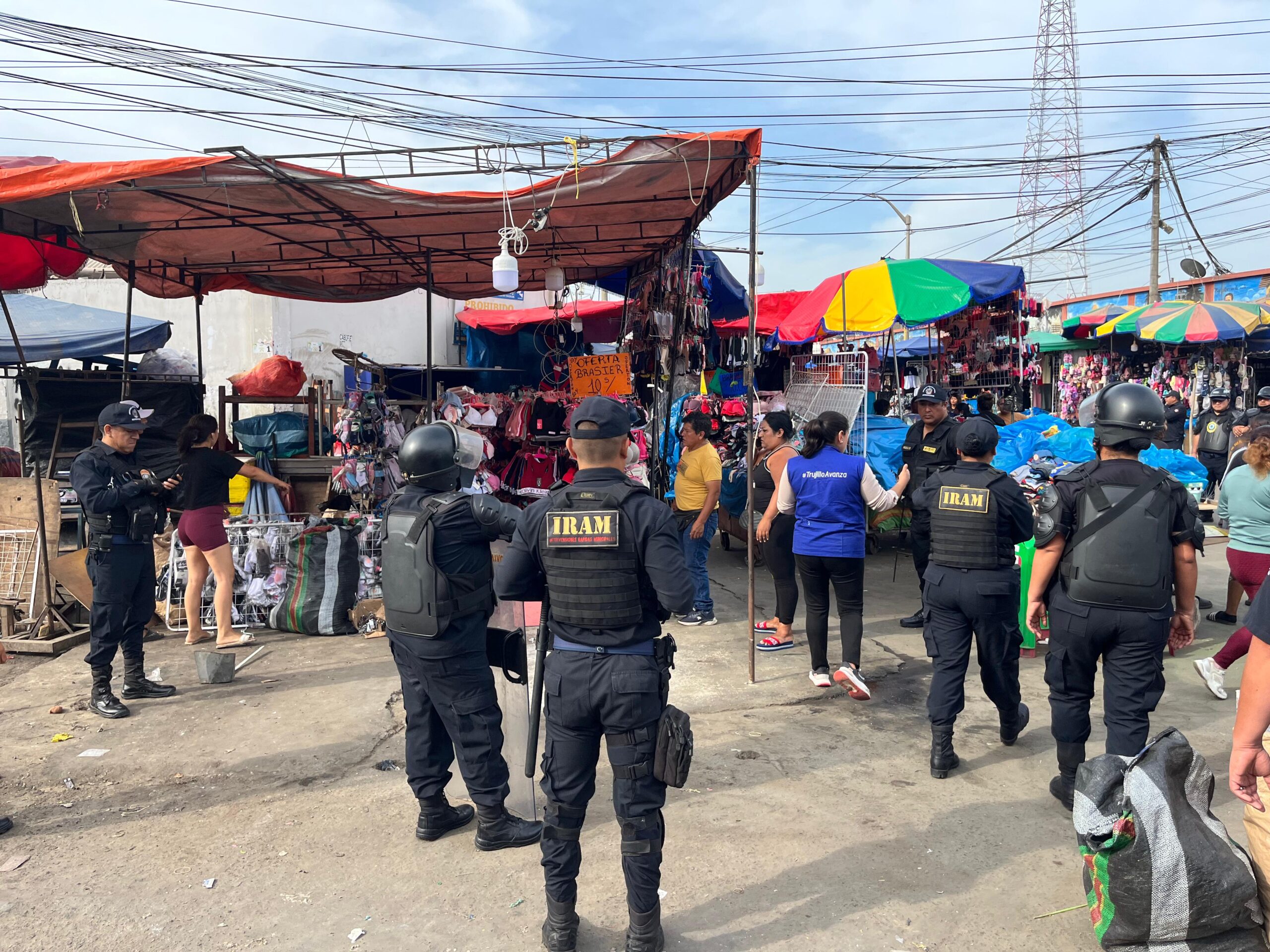 Municipalidad de Trujillo inicia decomisos a comerciantes informales