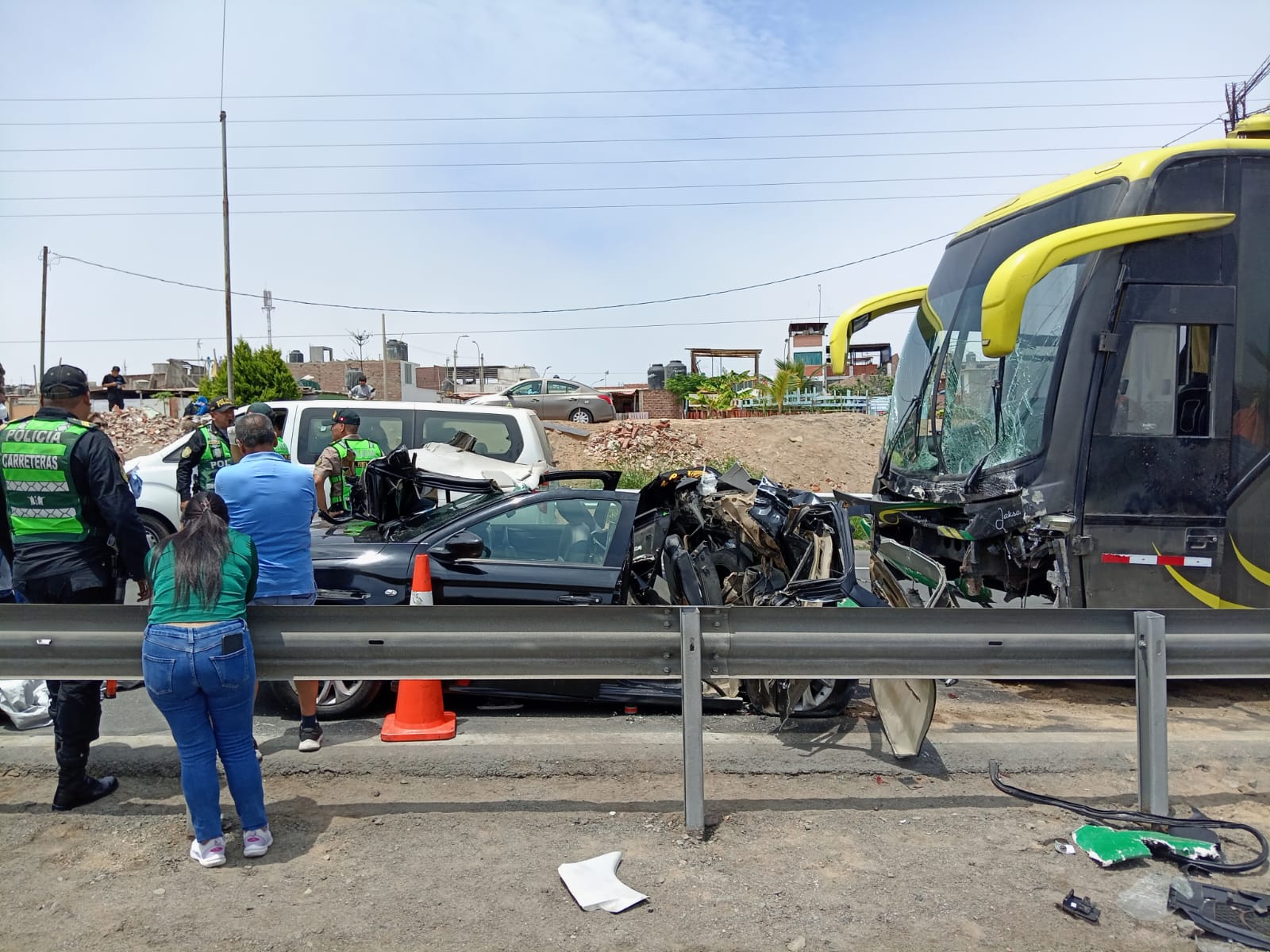 Tragedia en la Panamericana Sur: Dos amigas mueren en fatal choque tras cancelación del concierto de Shakira