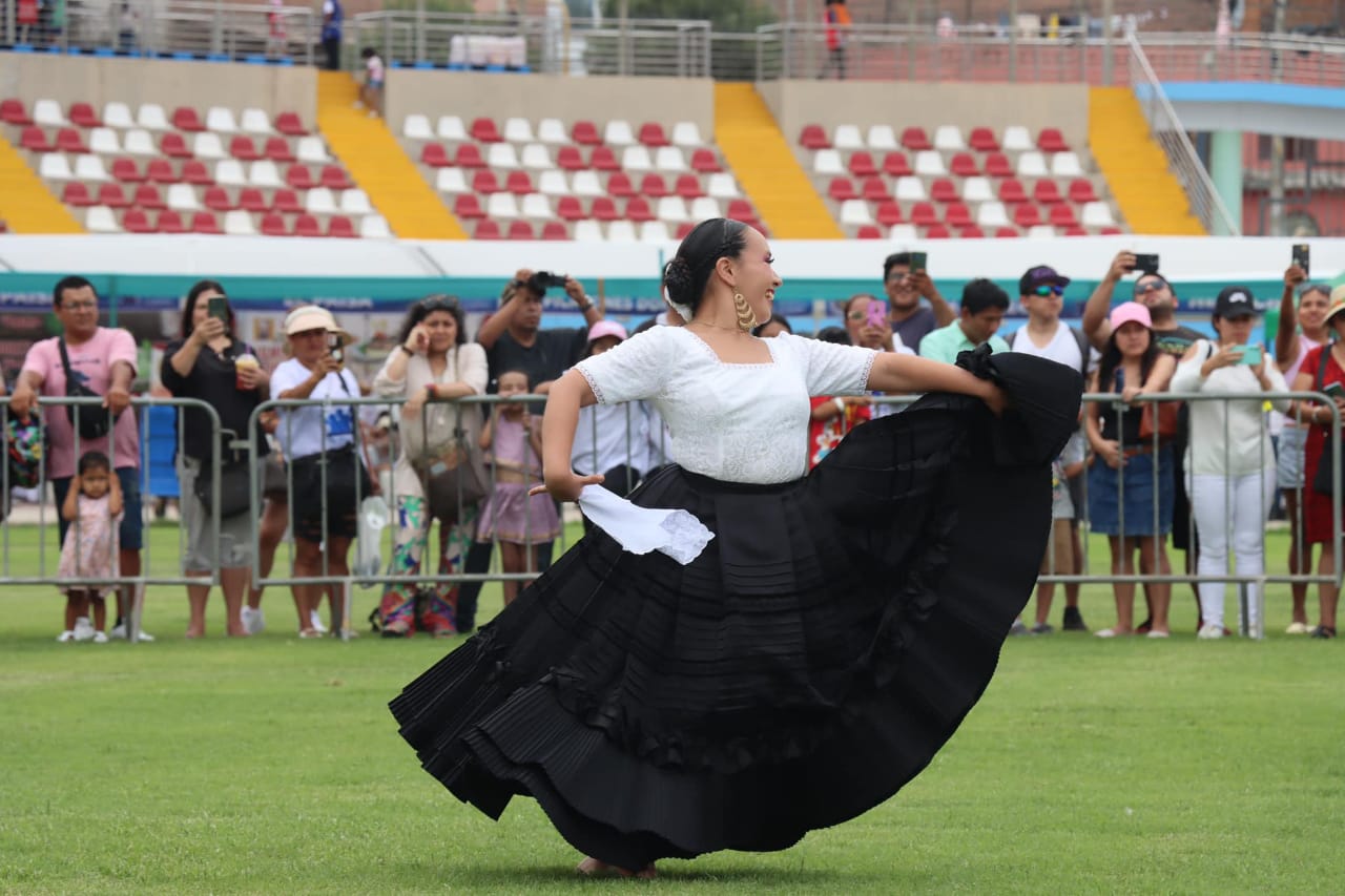 Se sortearán motocicletas en el Primer Concurso Nacional de Marinera en Trujillo