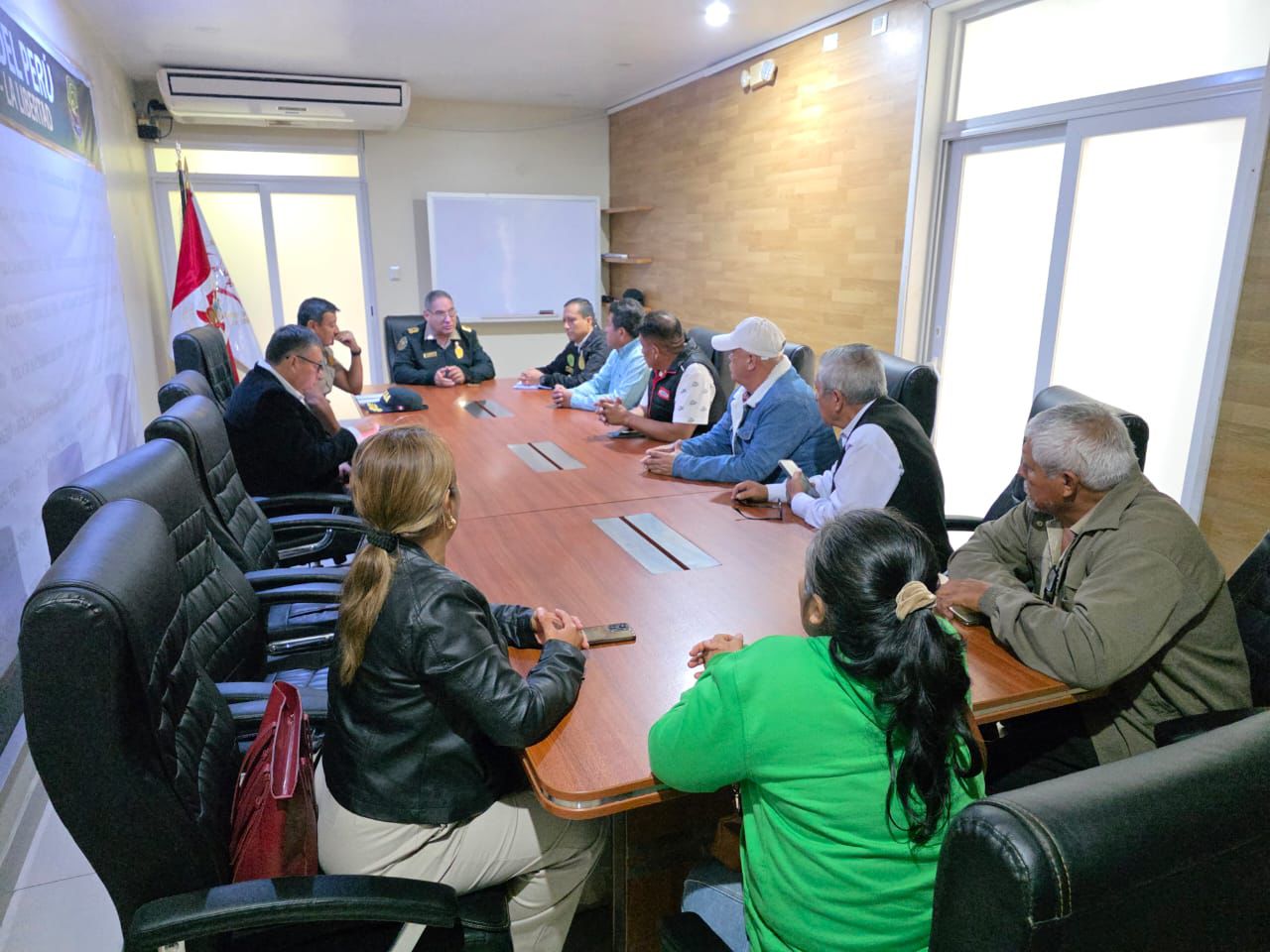 PNP y empresa de transporte Salaverry y Cortijo refuerzan alianzas para mejorar seguridad en La Libertad