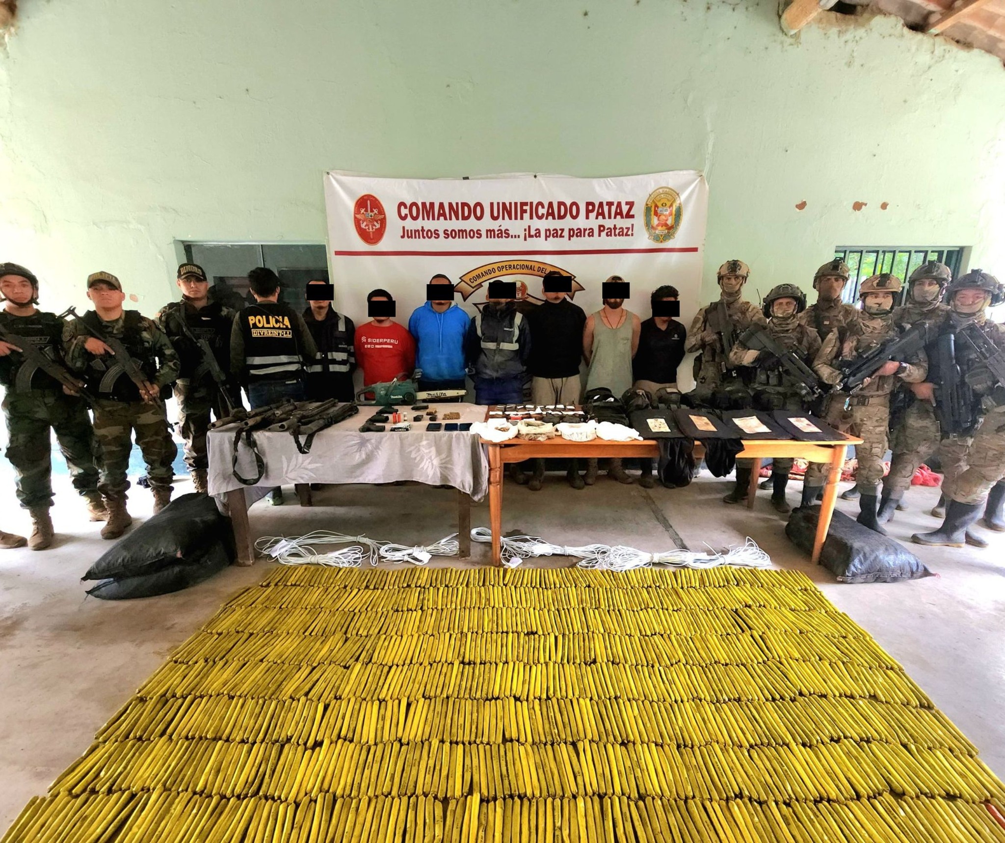 Caen 14 presuntos integrantes de banda armada ligada a minería ilegal en Pataz